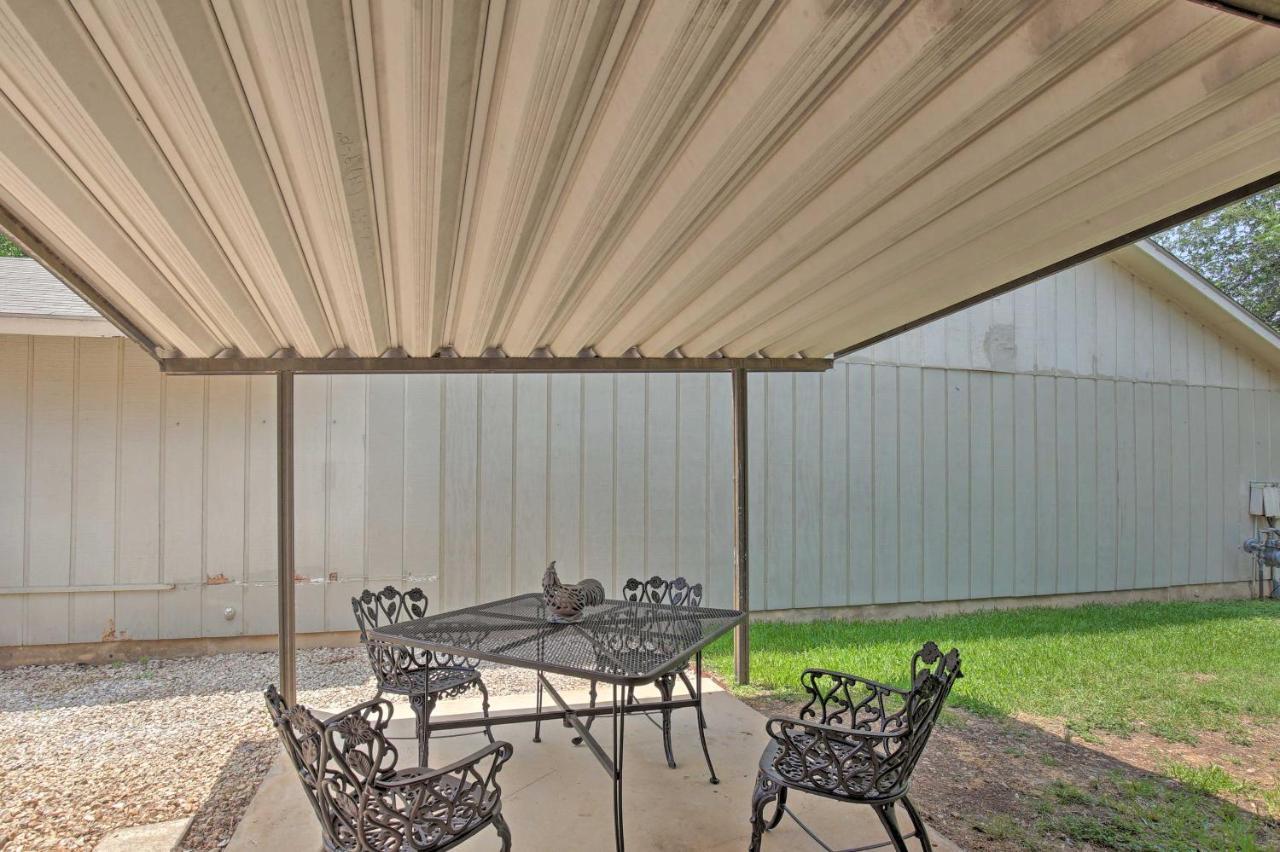 Sunny San Antonio Home With Backyard And Patio! Luaran gambar